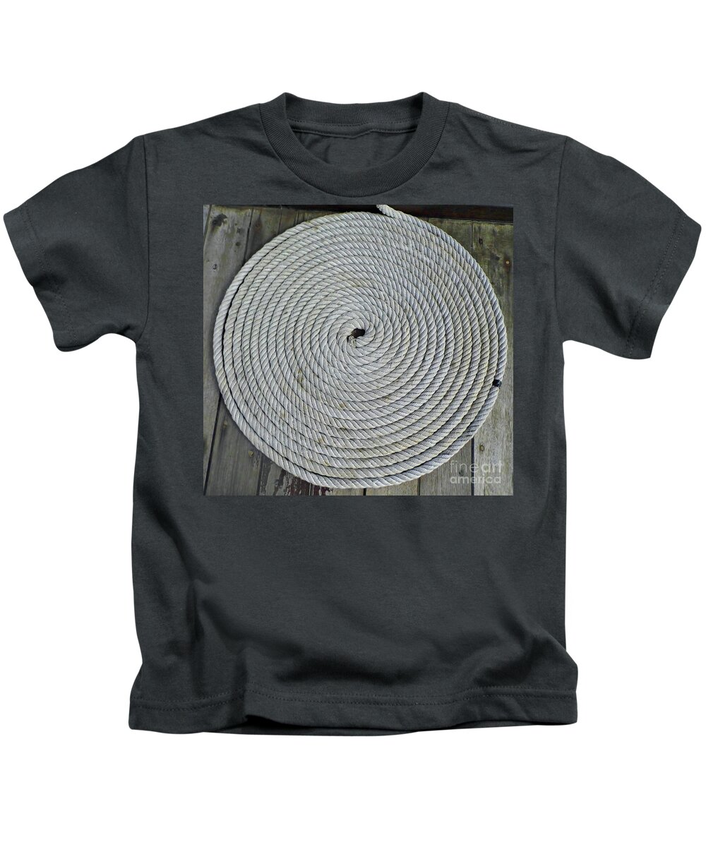 El Galeon Kids T-Shirt featuring the photograph Coiled by D Hackett by D Hackett