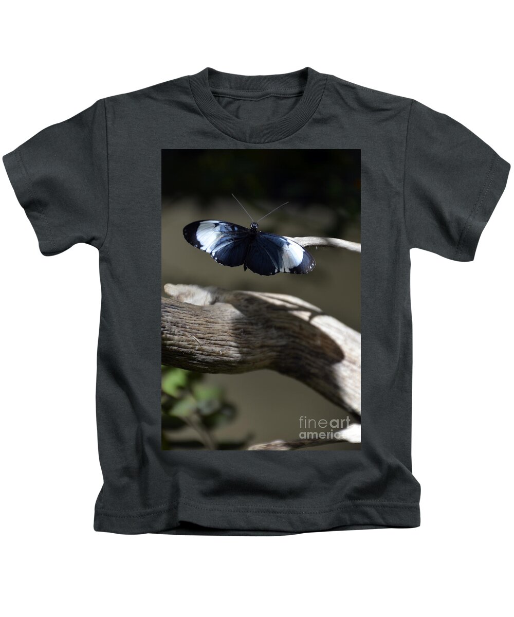 Cydno Longwing Kids T-Shirt featuring the photograph Cydno Longwing by Mithayil Lee