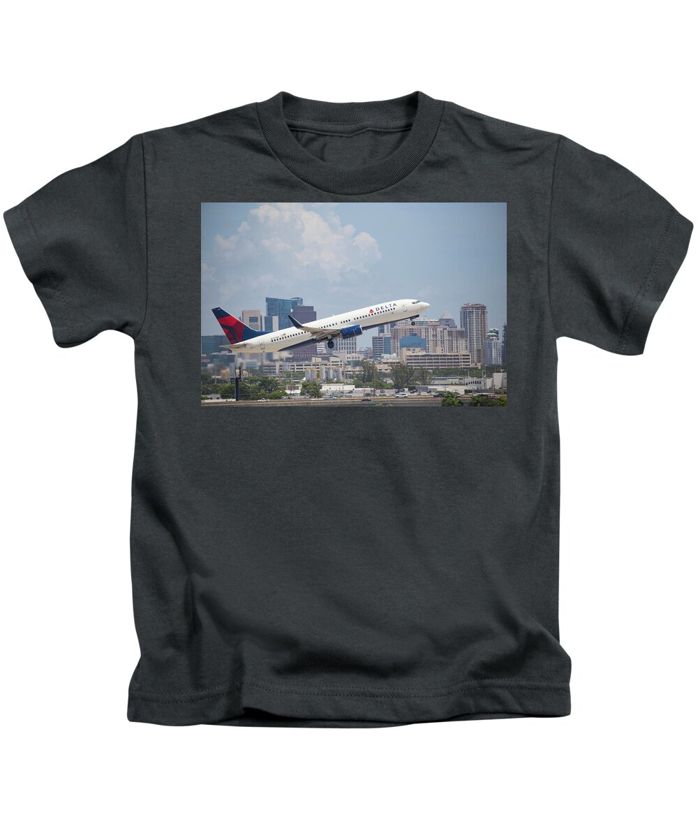 Delta Kids T-Shirt featuring the photograph Delta Airlines by Dart Humeston