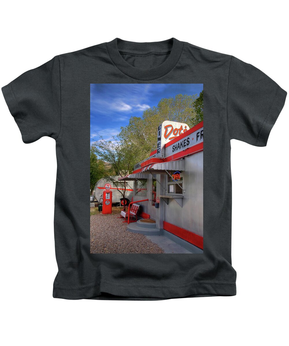 Diner Kids T-Shirt featuring the photograph Dot's Diner in Bisbee by Charlene Mitchell