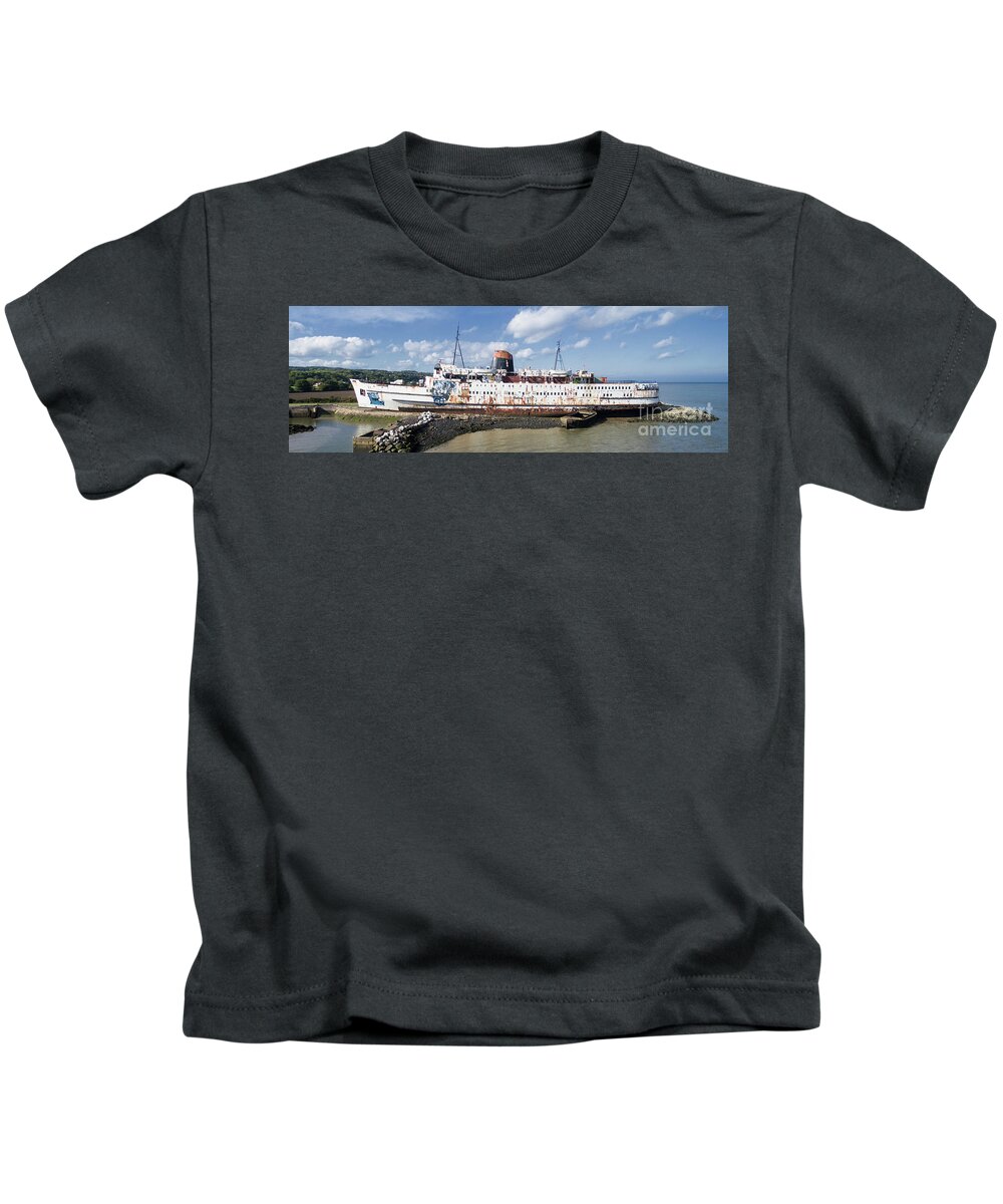 Duke Of Lancaster Kids T-Shirt featuring the photograph Duke of Lancaster 3 pano by Steev Stamford