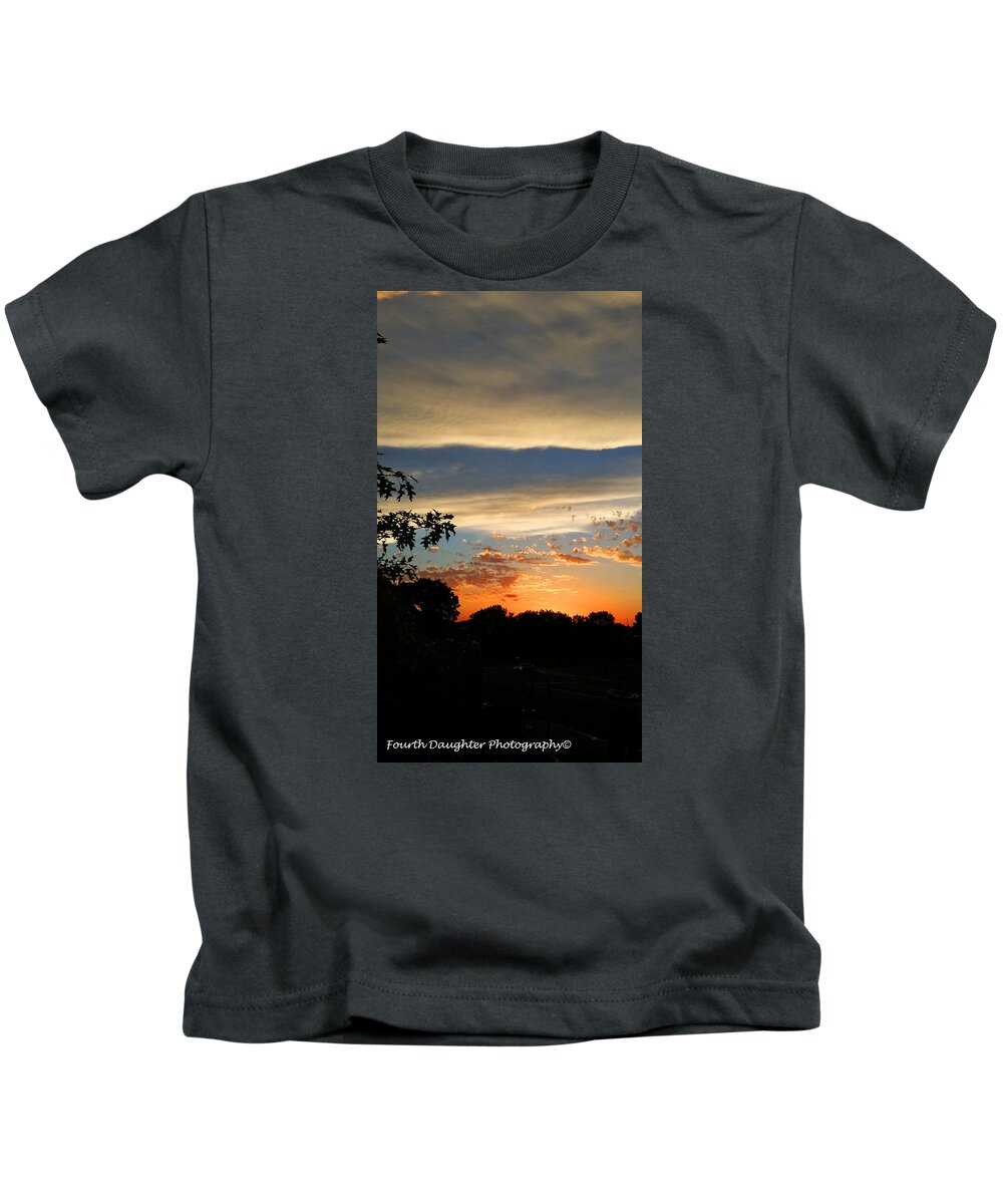 Sunset Kids T-Shirt featuring the photograph Eagan Sunset by Diane Shirley