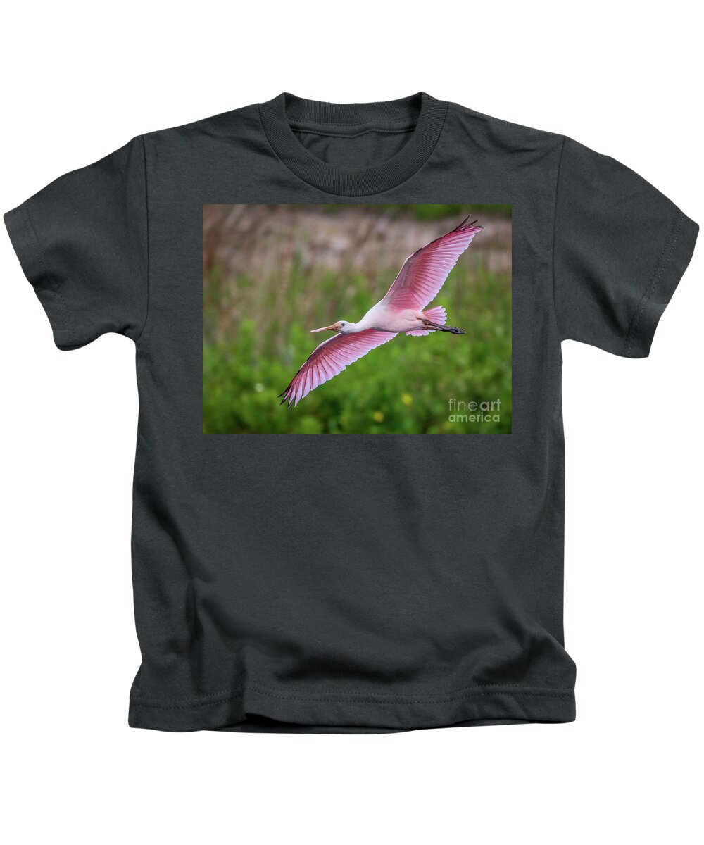 Spoonbill Kids T-Shirt featuring the photograph Gliding Spoonbill by Tom Claud