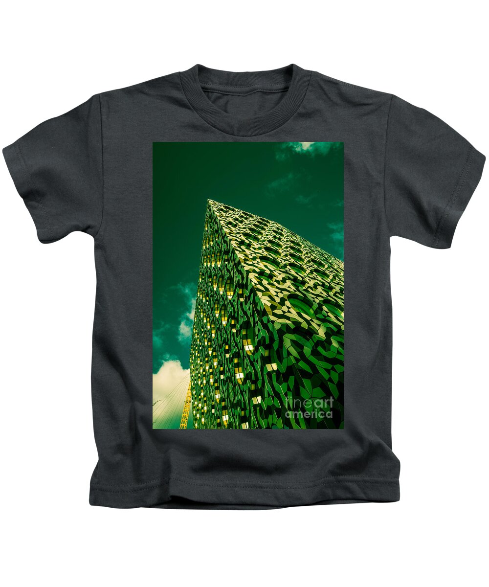 Green Kids T-Shirt featuring the photograph Green Scraper by Rob Hawkins