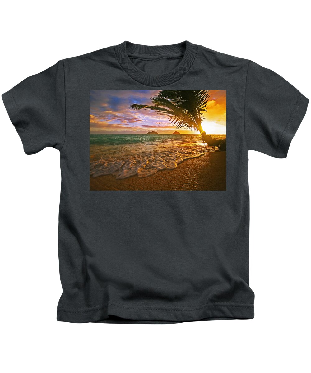Beach Kids T-Shirt featuring the photograph Hawaii Lanikai Sunrise by Tomas del Amo - Printscapes