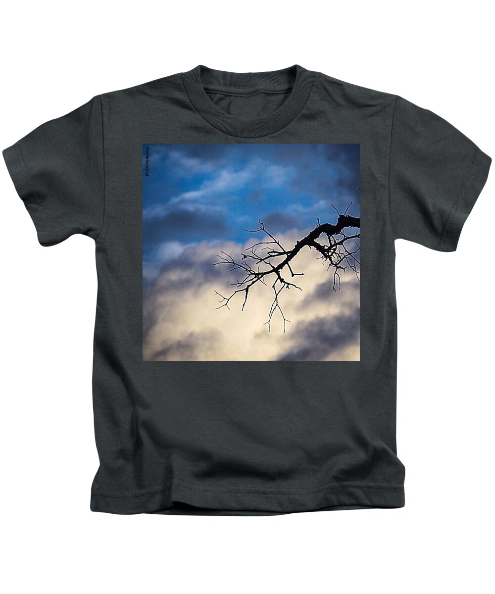Keepaustinweird Kids T-Shirt featuring the photograph I Am On #cloud9 Because It Finally by Austin Tuxedo Cat