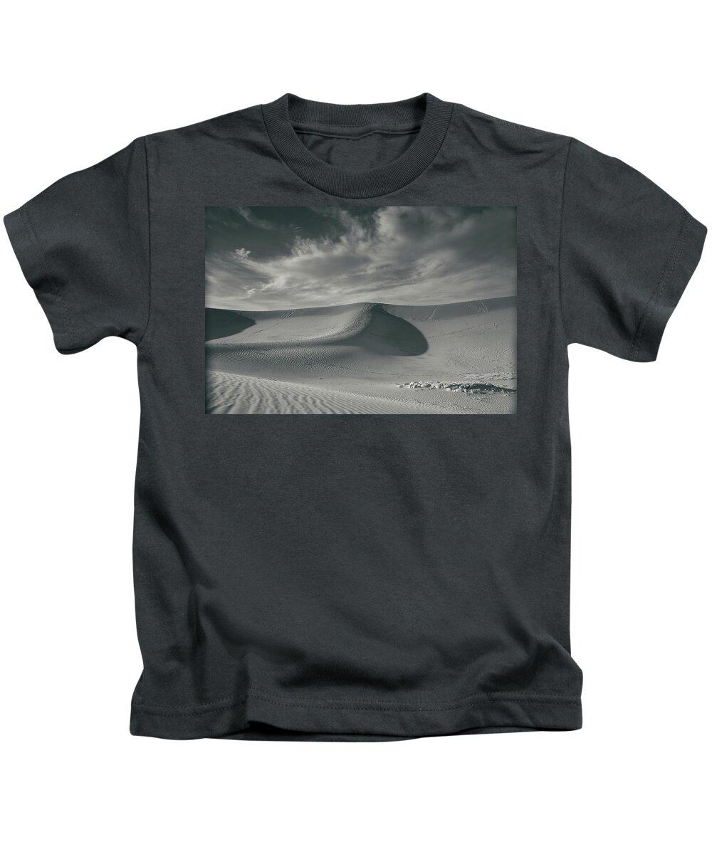 Mesquite Sand Dunes Kids T-Shirt featuring the photograph In the mood for love by Kunal Mehra