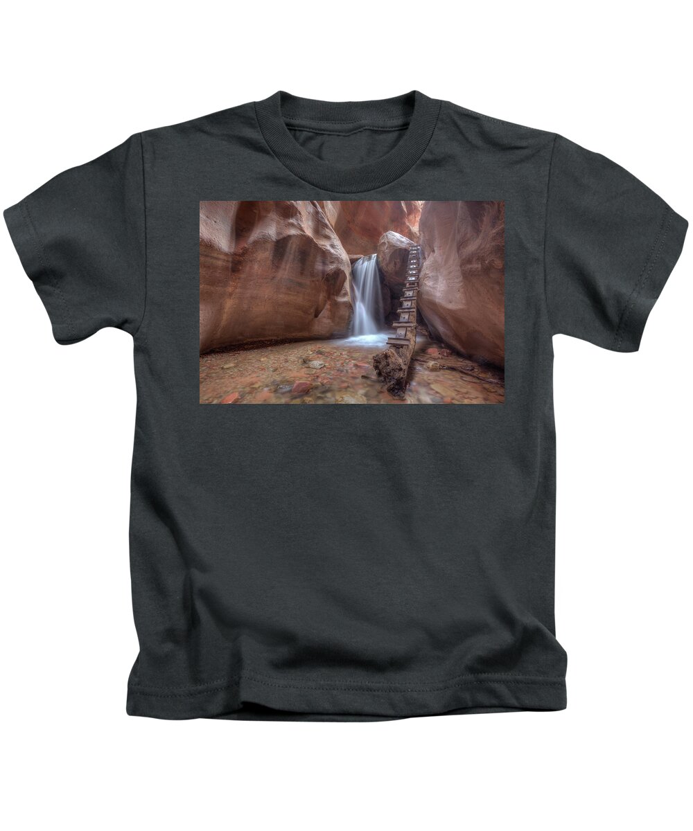 Kanarraville Kids T-Shirt featuring the photograph Kanarra Creek Falls by Paul Schultz