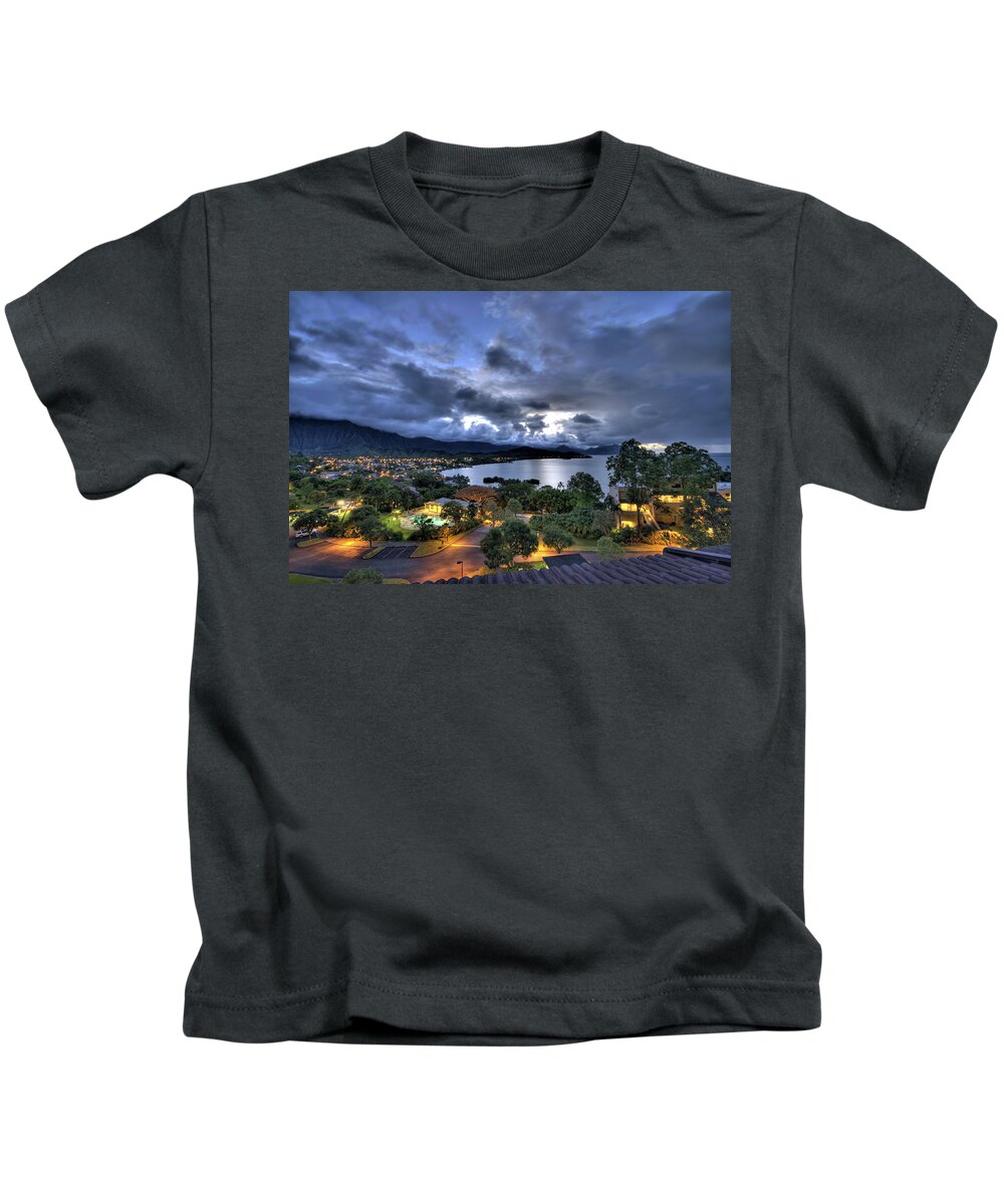 Hawaii Kids T-Shirt featuring the photograph Kaneohe Bay Night HDR by Dan McManus