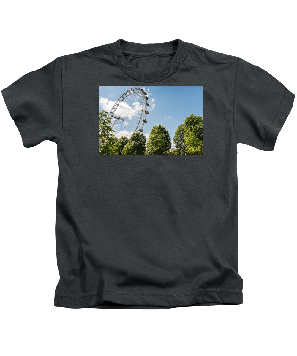 London Kids T-Shirt featuring the photograph London Eye by Marcus Karlsson Sall