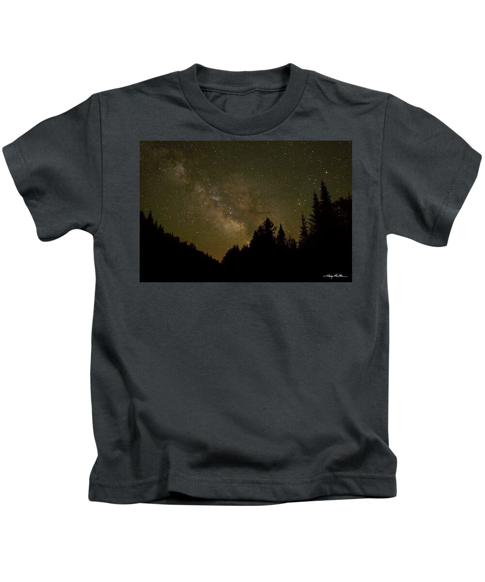 Night Sky Kids T-Shirt featuring the photograph Milky Way In The Whites by Harry Moulton