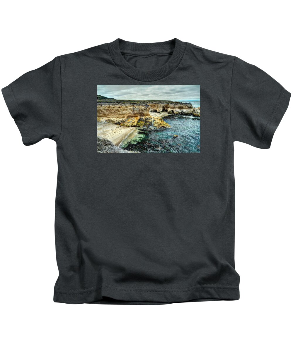 Photograph Kids T-Shirt featuring the photograph Montana Del Oro by Richard Gehlbach
