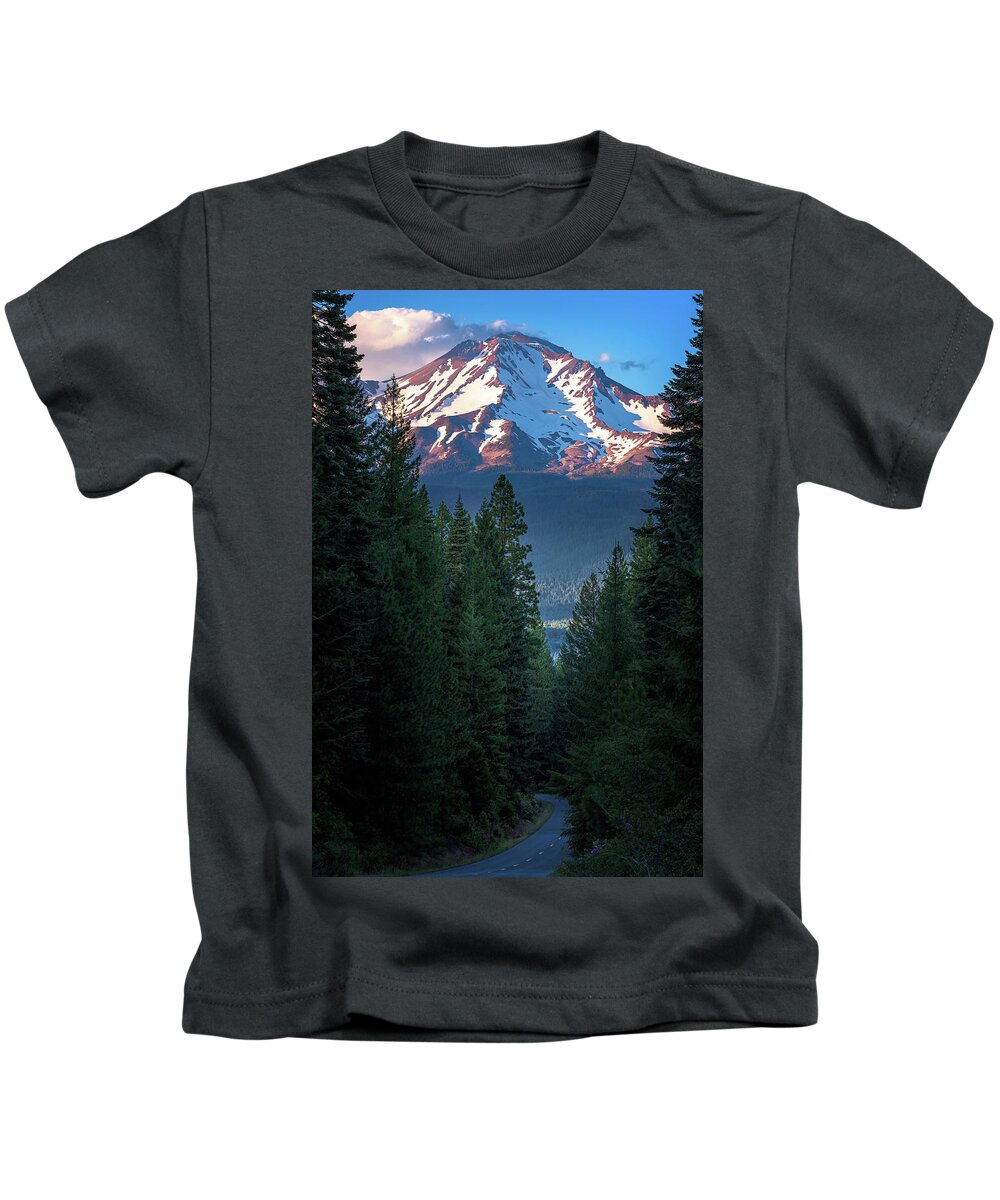 Af Zoom 24-70mm F/2.8g Kids T-Shirt featuring the photograph Mount Shasta - a Roadside View by John Hight