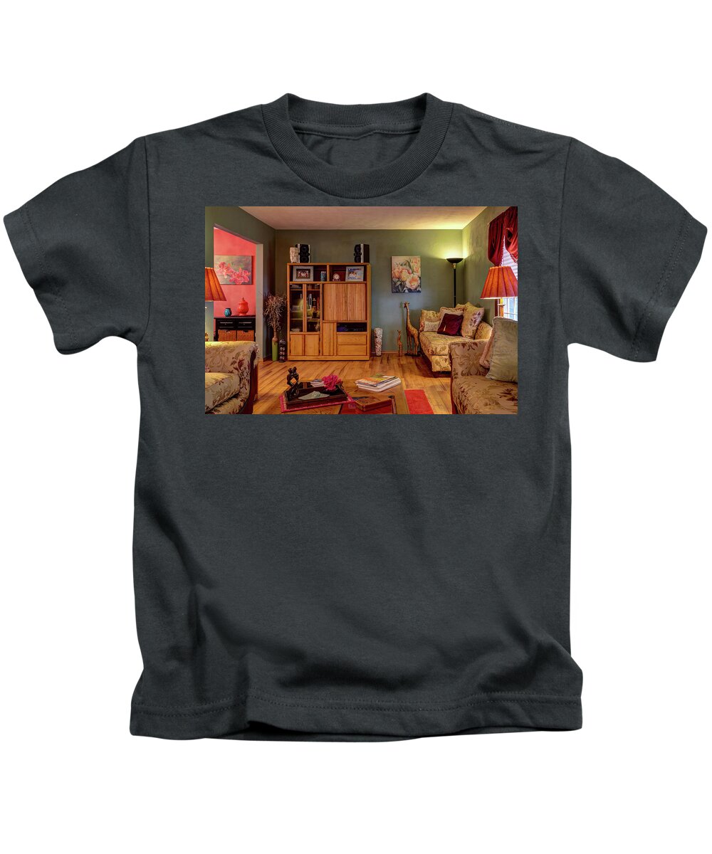 Real Estate Photography Kids T-Shirt featuring the photograph Mt Vernon Living room A by Jeff Kurtz