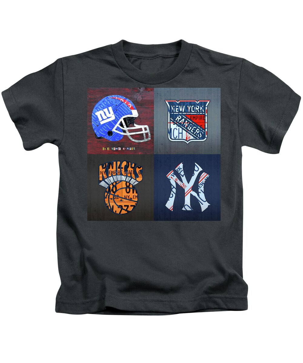 New York Sports Team License Plate Art Giants Rangers Knicks Yankees Kids  T-Shirt