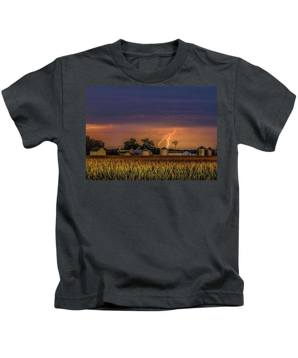 Old Route 66 Kids T-Shirt featuring the photograph Old Rte 66 Lightning 8 48 16 P by Joe Kopp
