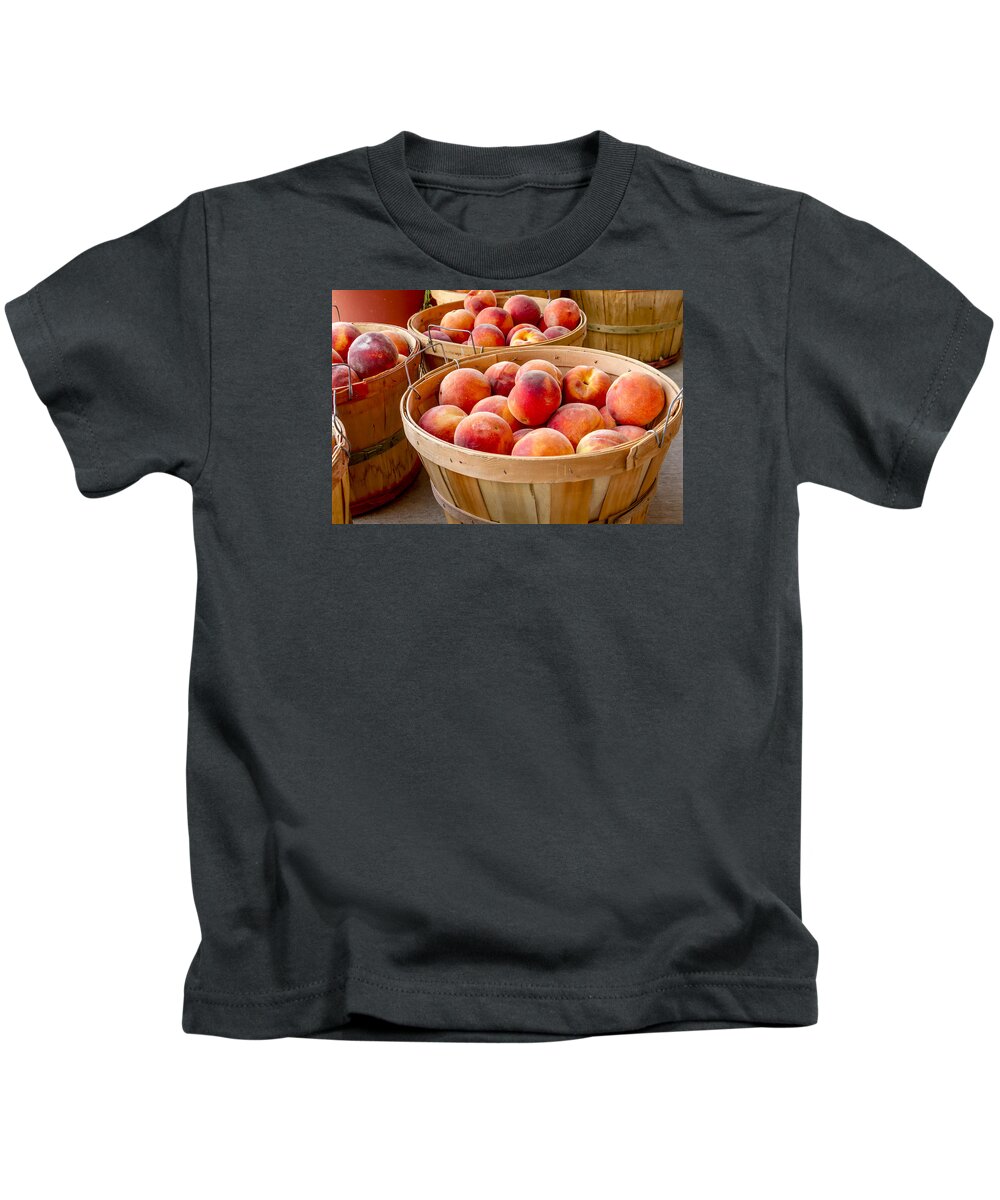 Colorado Peaches Kids T-Shirt featuring the photograph Peach Harvest by Teri Virbickis