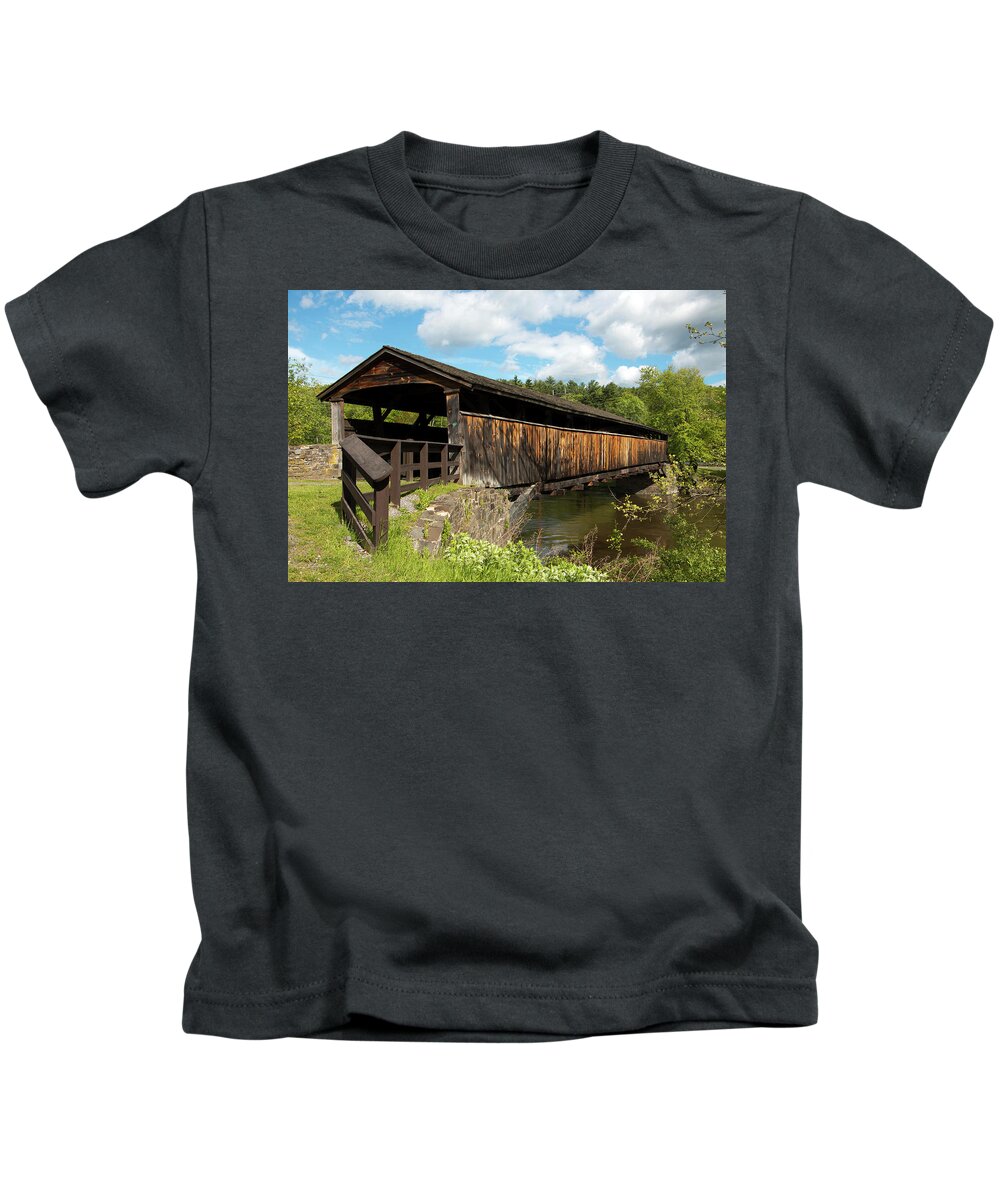 Architecture Kids T-Shirt featuring the photograph Perrine's Bridge in May by Jeff Severson