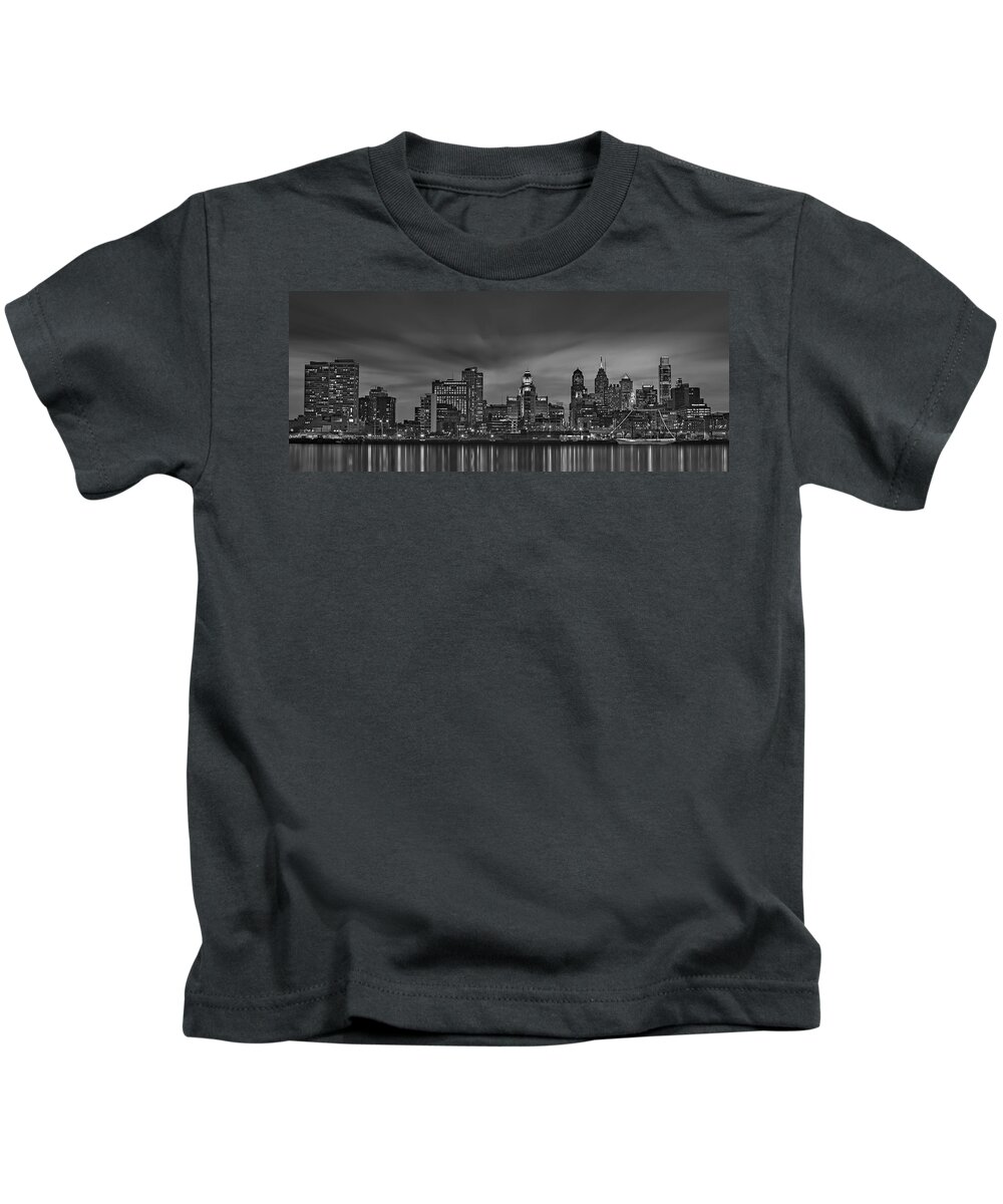 Philadelphia Skyline Kids T-Shirt featuring the photograph Philadelphia Skyline Panorama BW by Susan Candelario