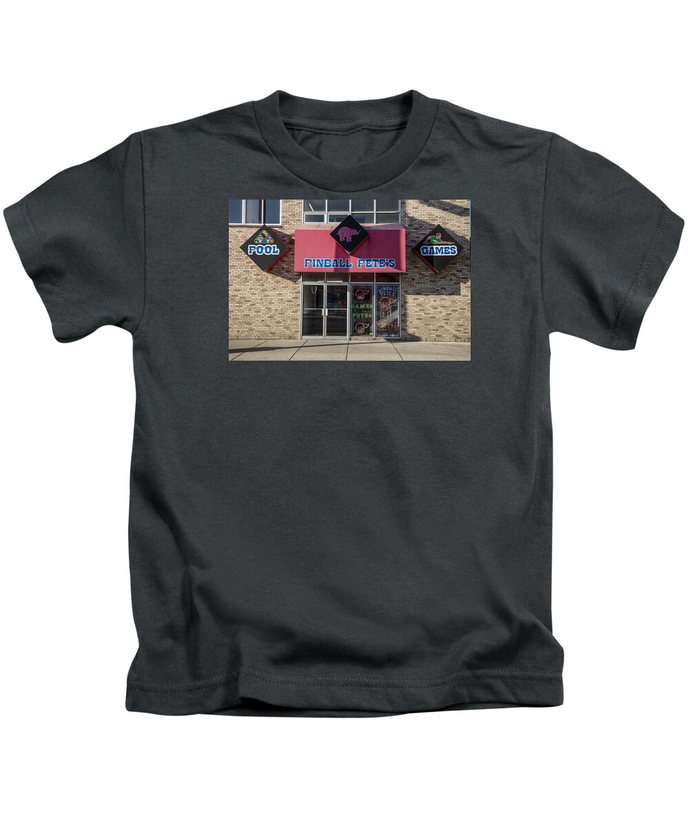 East Lansing Kids T-Shirt featuring the photograph Pinball Pete's East Lansing by John McGraw