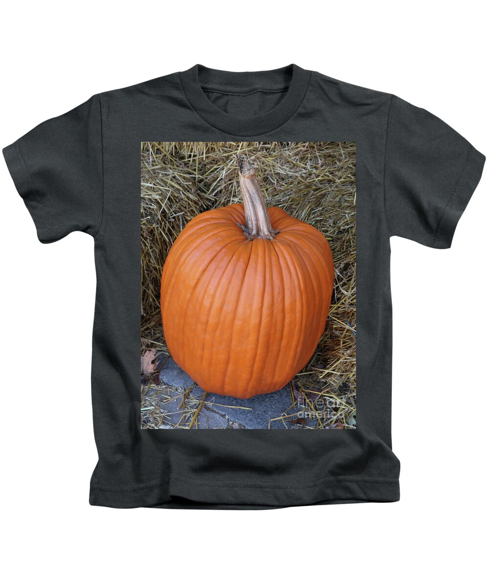 Pumpkin Kids T-Shirt featuring the photograph Pumpkin Face Wanted by Ann Horn