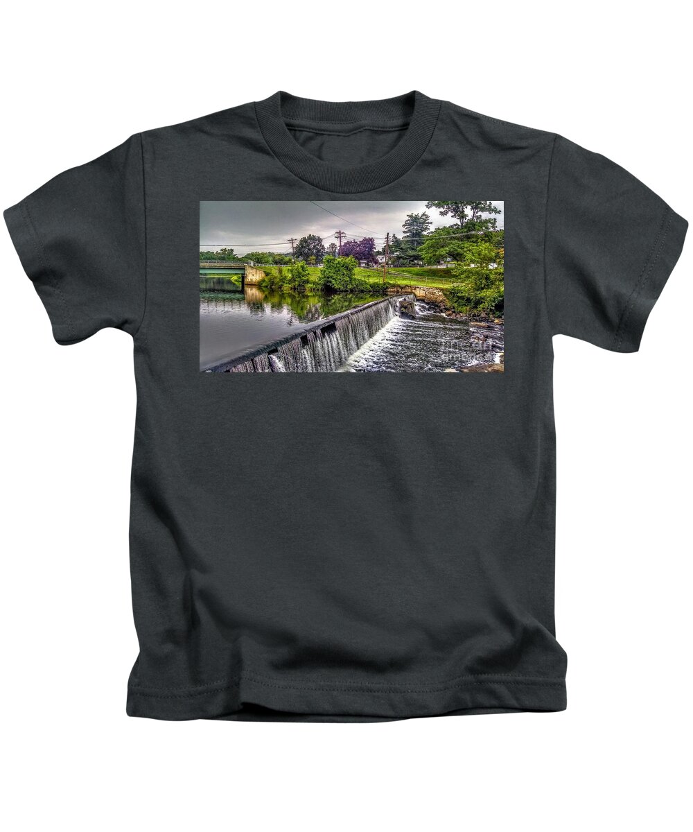 Spillway Kids T-Shirt featuring the photograph Spillway at Grace Lord Park, Boonton NJ by Christopher Lotito