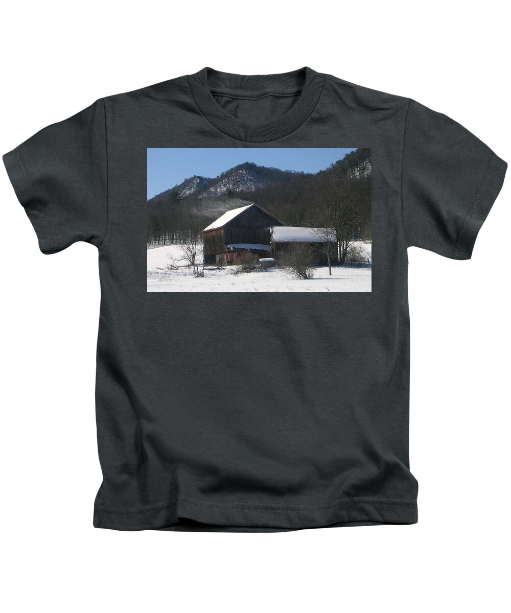 Landscape Of Barn Kids T-Shirt featuring the photograph Standing Firm by Jack Harries