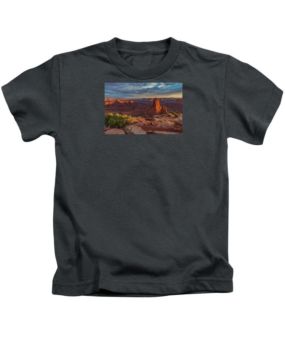 Desert Kids T-Shirt featuring the photograph Stormy sunset - Marlboro Point by Dan Norris