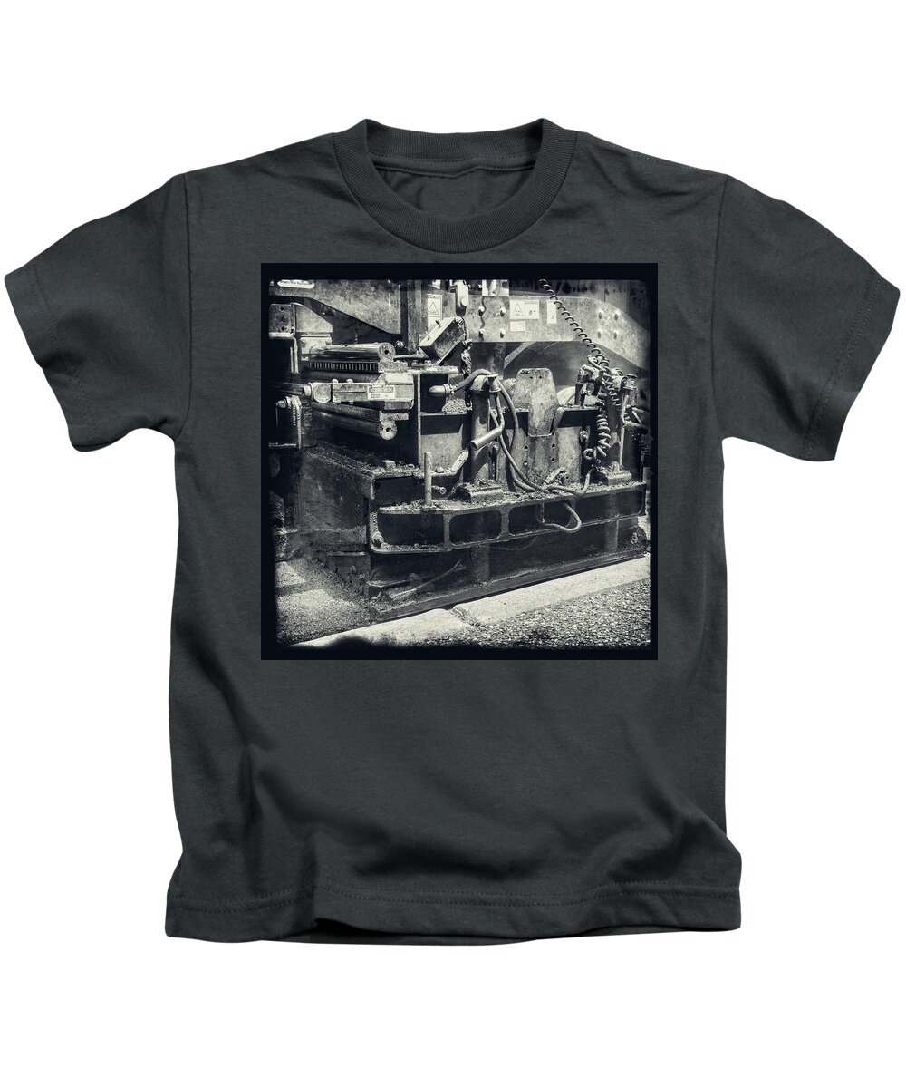 Street Paver Kids T-Shirt featuring the photograph Street Paver by Tony Locke
