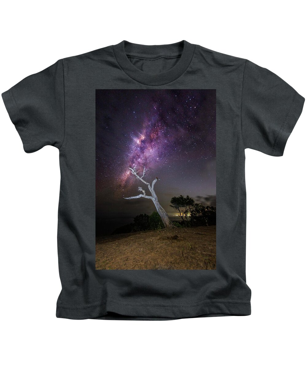 Travel Kids T-Shirt featuring the photograph Striking Milkyway Over A Lone Tree by Pradeep Raja Prints