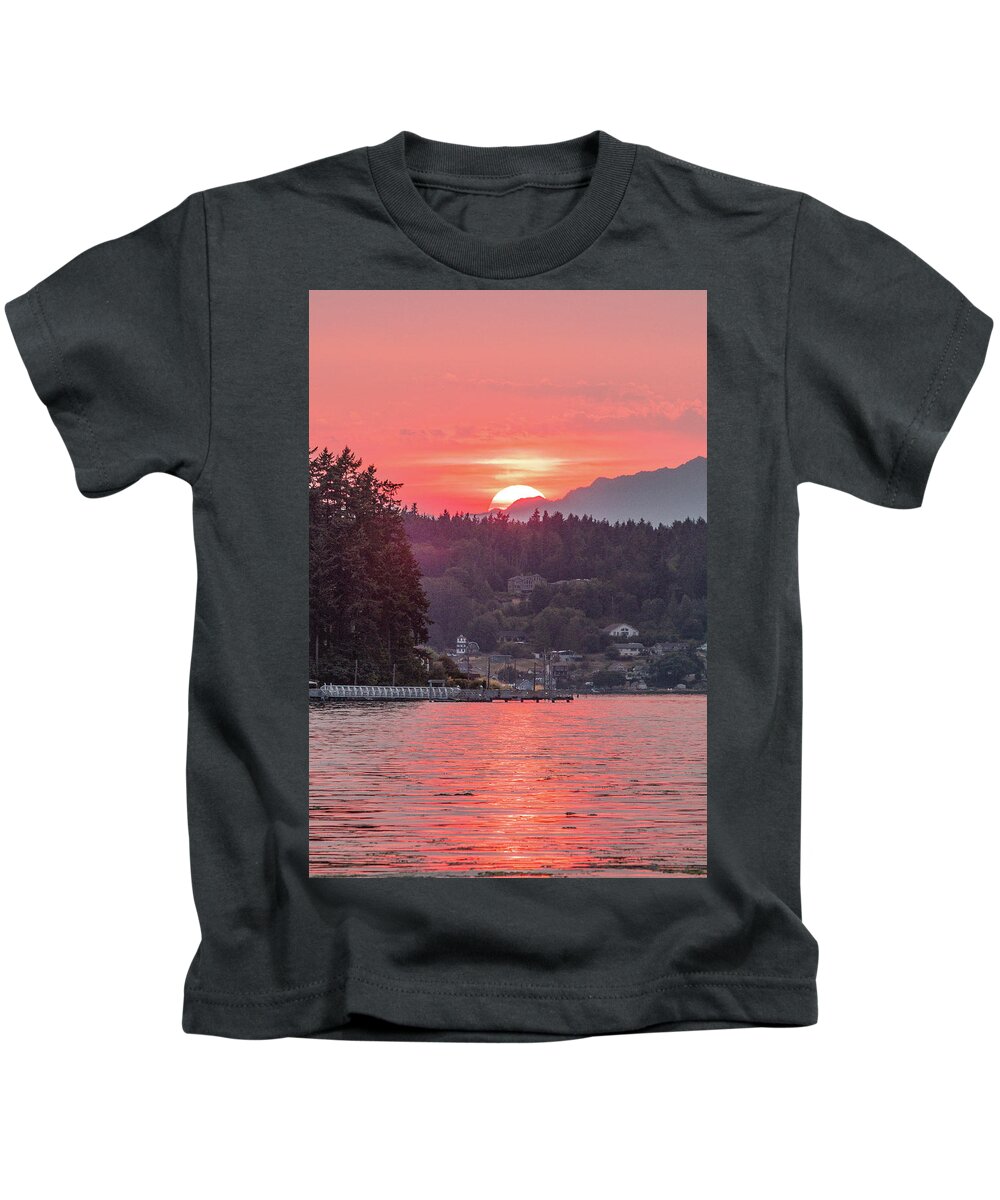Olympic Mountains Kids T-Shirt featuring the photograph Summer Sunset over Yukon Harbor.3 by E Faithe Lester