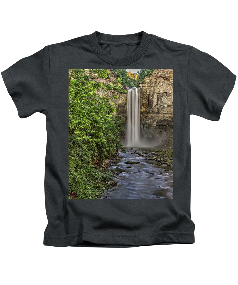 Waterfalls Kids T-Shirt featuring the photograph Taughannock Falls by Rod Best