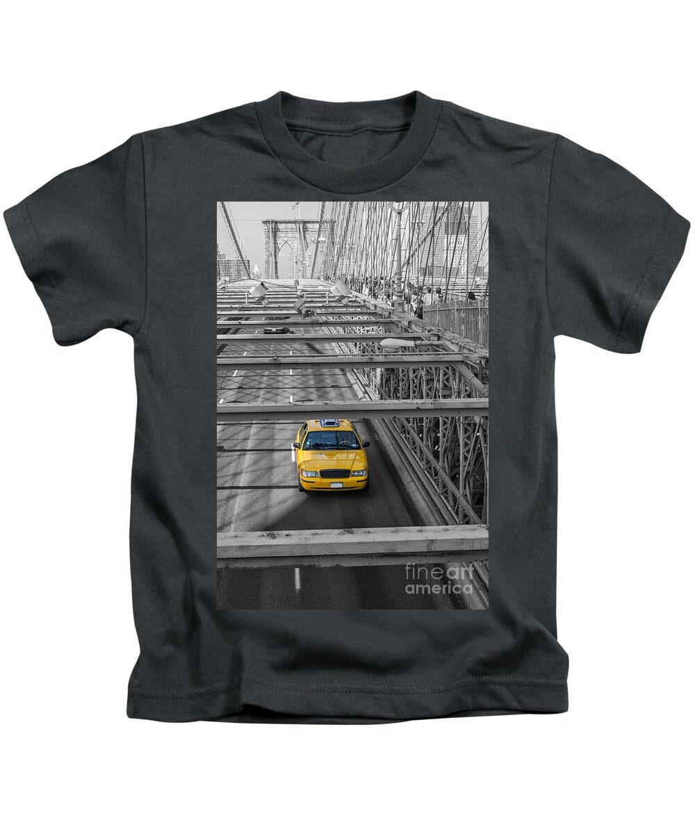Cab Kids T-Shirt featuring the photograph Taxi on the Brooklyn bridge by Patricia Hofmeester