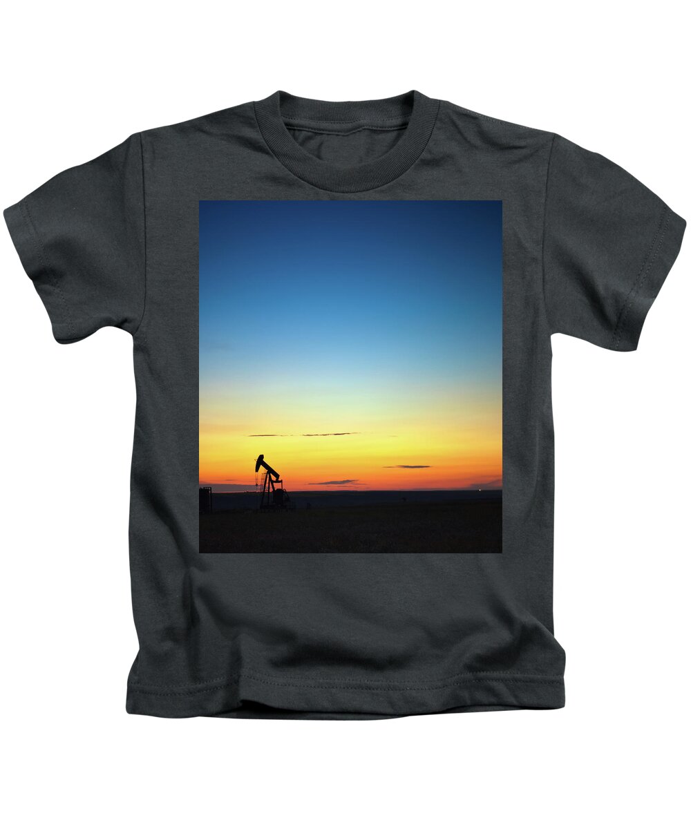 Alberta Kids T-Shirt featuring the photograph This is Alberta No.14B - Prairie Oil Sunset by Paul W Sharpe Aka Wizard of Wonders