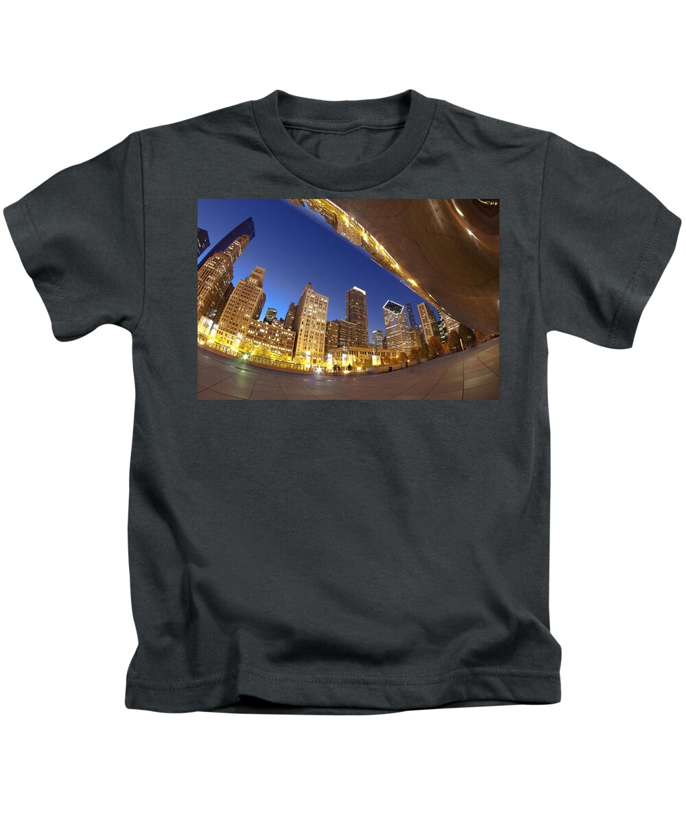 Bean Kids T-Shirt featuring the photograph Twilight Chicago skyline by Sven Brogren