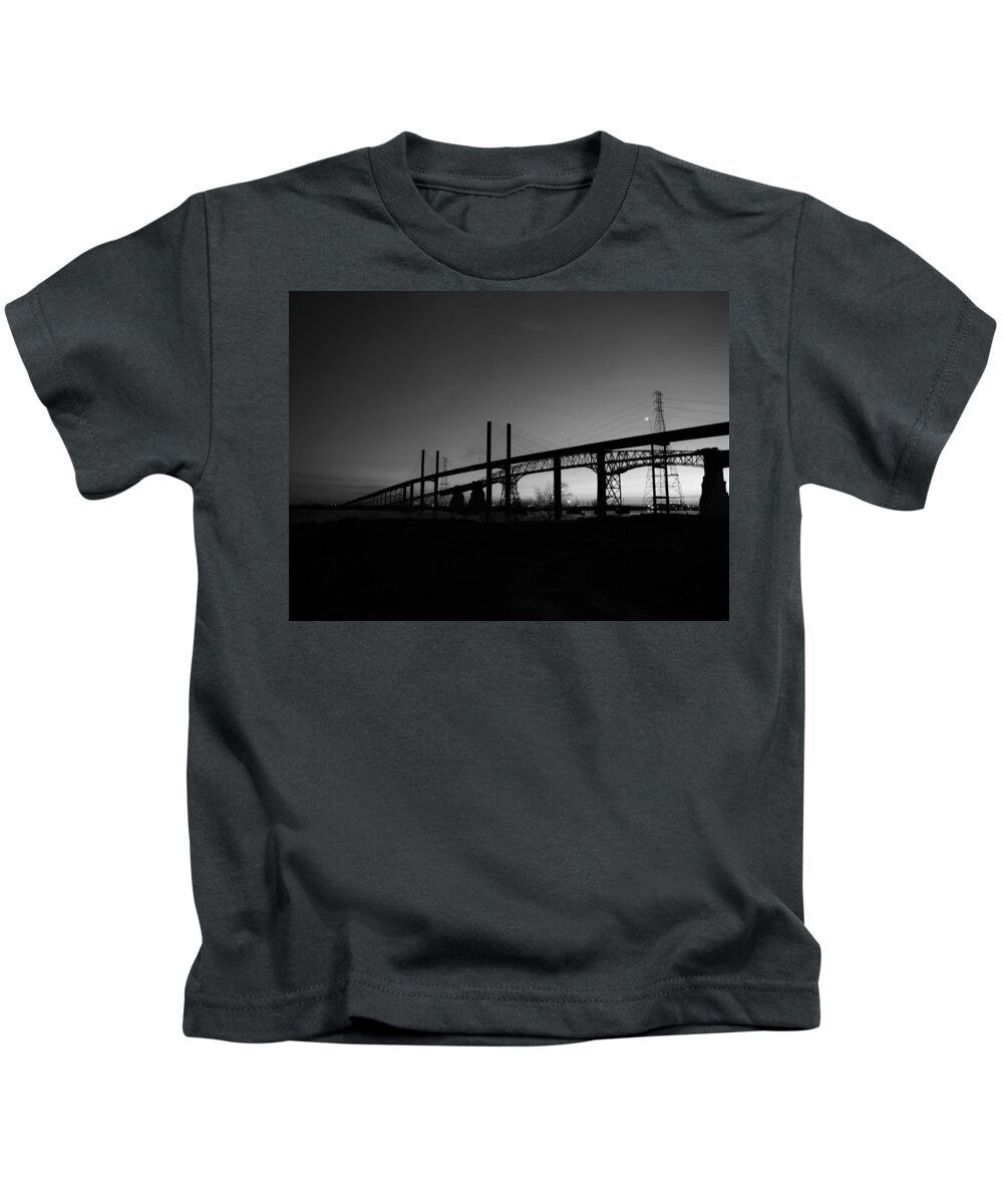 Landscape Kids T-Shirt featuring the photograph Veterans Memorial and Rainbow Bridges by Jerry Connally