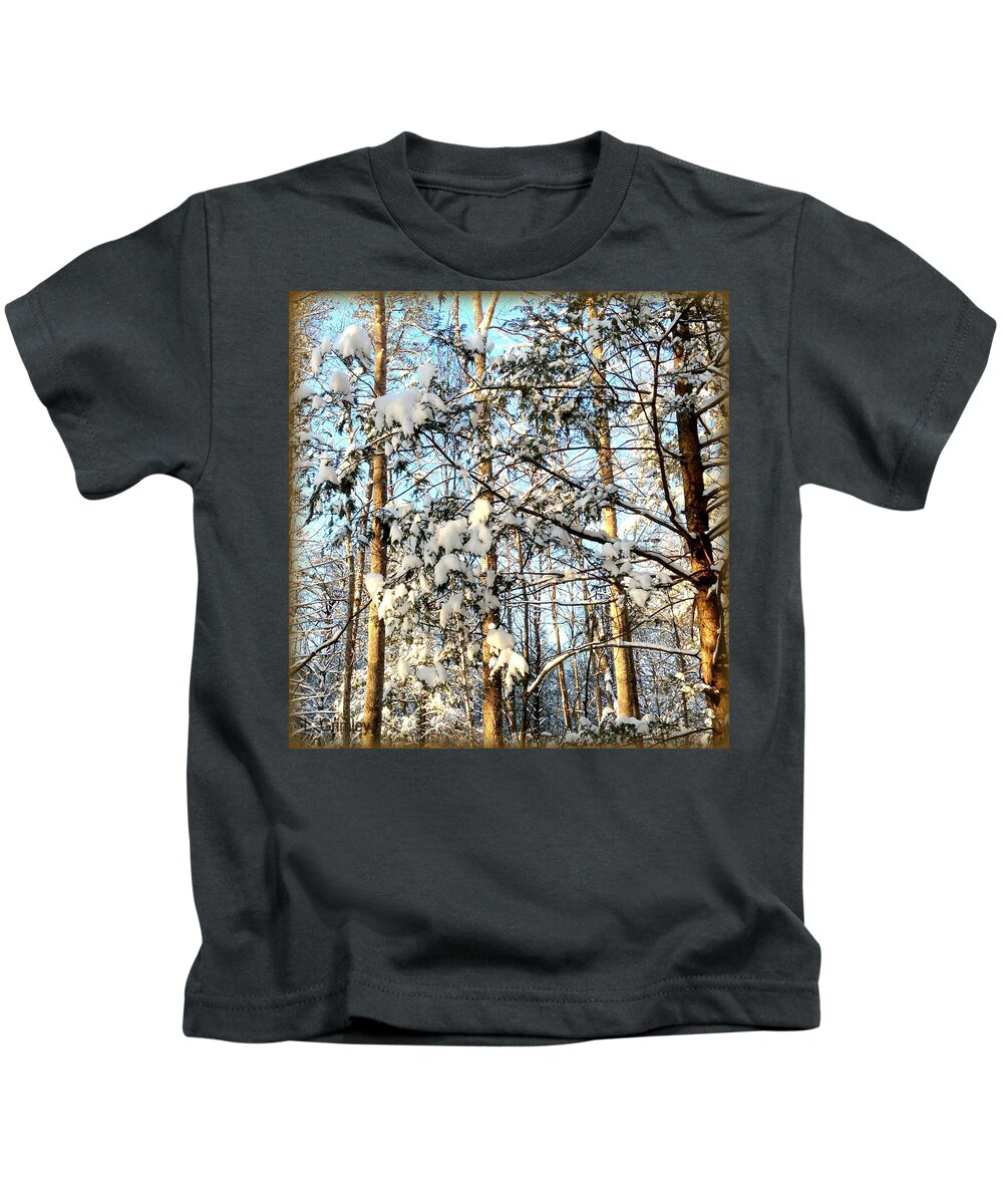 Snow Kids T-Shirt featuring the photograph Winter In Cosby by Lessandra Grimley