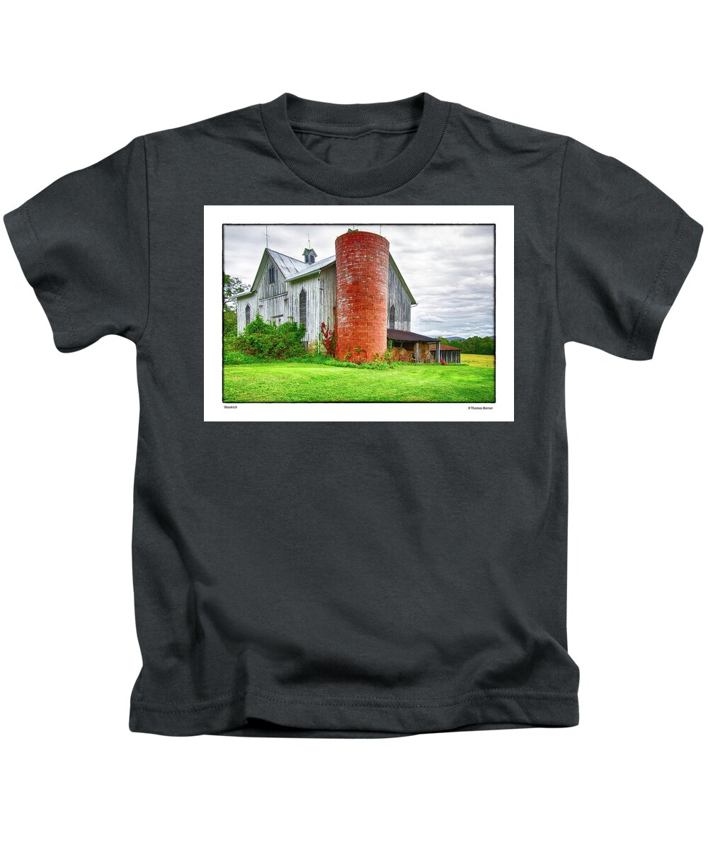 Woolwich Kids T-Shirt featuring the photograph Woolwich by R Thomas Berner