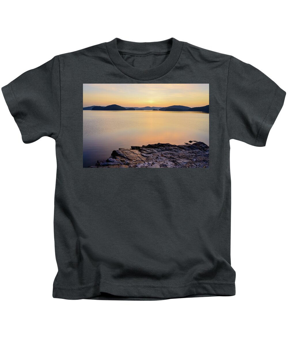 Beavers Bend Kids T-Shirt featuring the photograph At First Light by Michael Scott