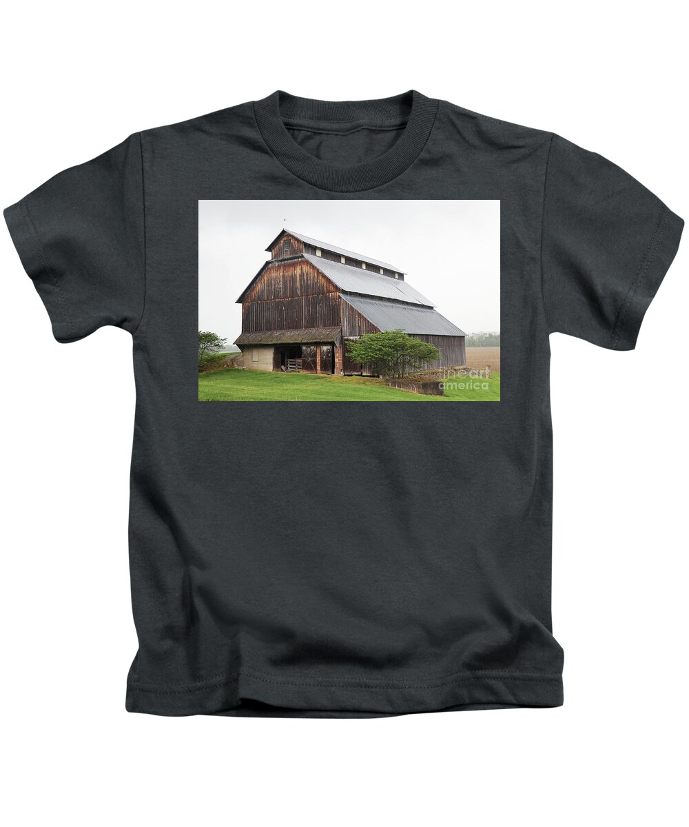 Barn Kids T-Shirt featuring the photograph Barn in IN no 18 by Dwight Cook