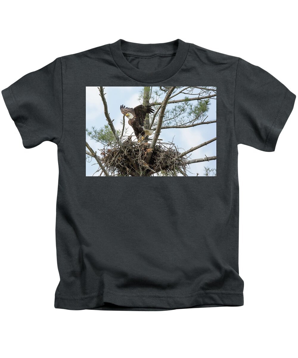  Kids T-Shirt featuring the photograph Lift Off by Doug McPherson