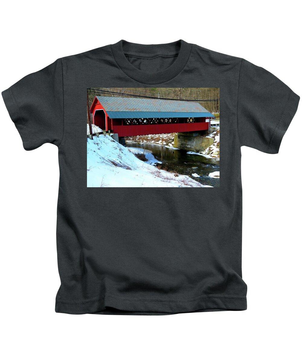 Covered Bridge Kids T-Shirt featuring the photograph Red Covered Bridge in Vermont by Linda Stern