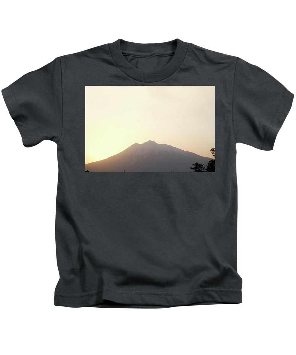 Mt.iwaki Kids T-Shirt featuring the photograph Mt.Iwaki #2 by Kaoru Shimada