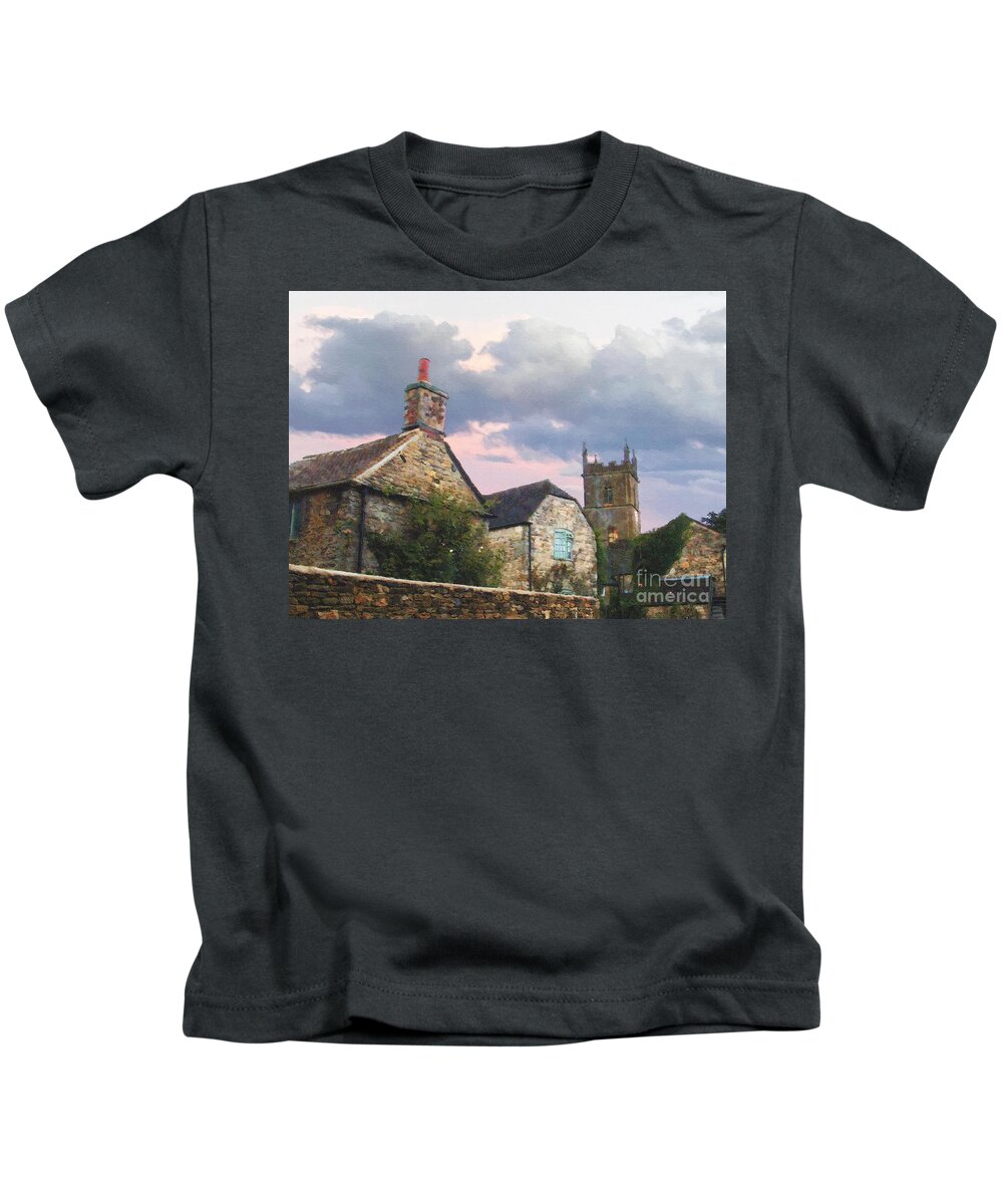 Downton Abbey Kids T-Shirt featuring the photograph A Courtyard in Stow by Brian Watt
