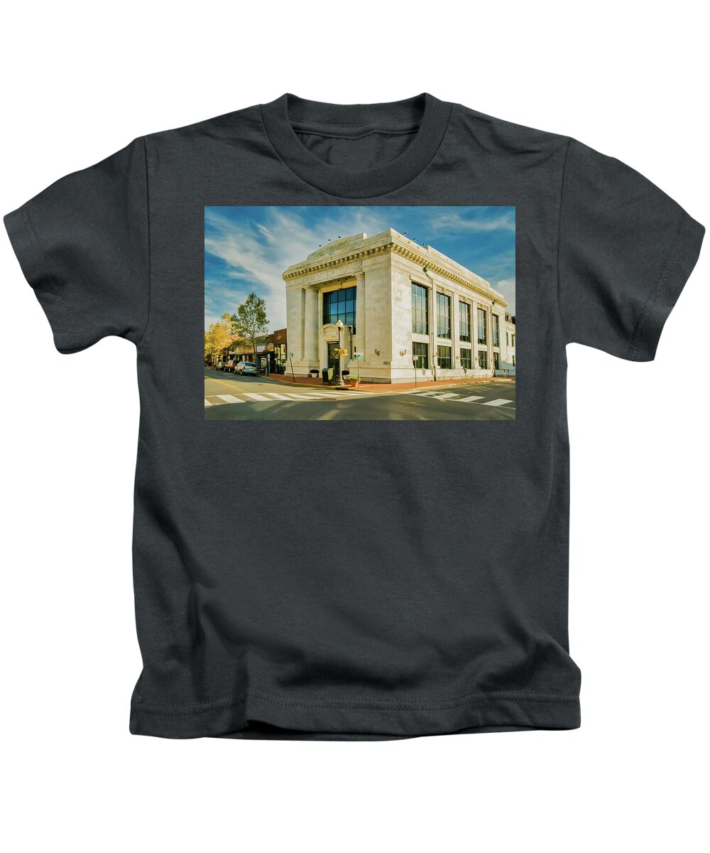 Red Bank Kids T-Shirt featuring the photograph First National Bank Building In Red Bank by Gary Slawsky