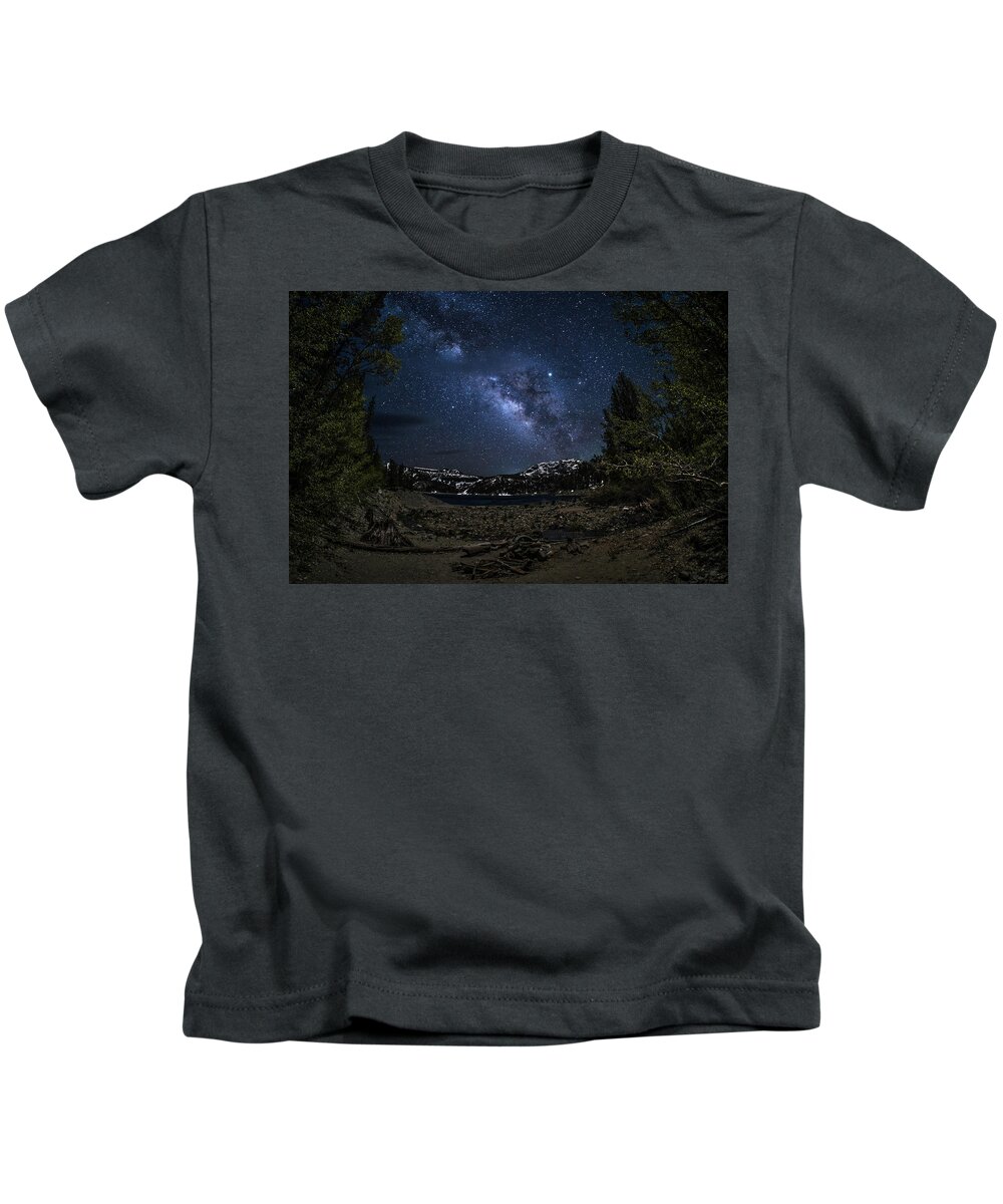 Landscape Kids T-Shirt featuring the photograph Gem Lake Night Sky by Romeo Victor