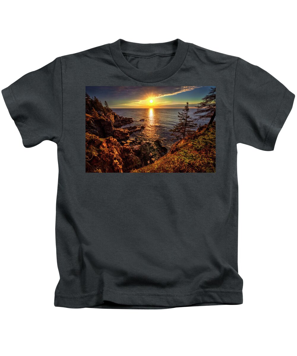 Sunrise Kids T-Shirt featuring the photograph Acadia Sunrise 34a3685 by Greg Hartford