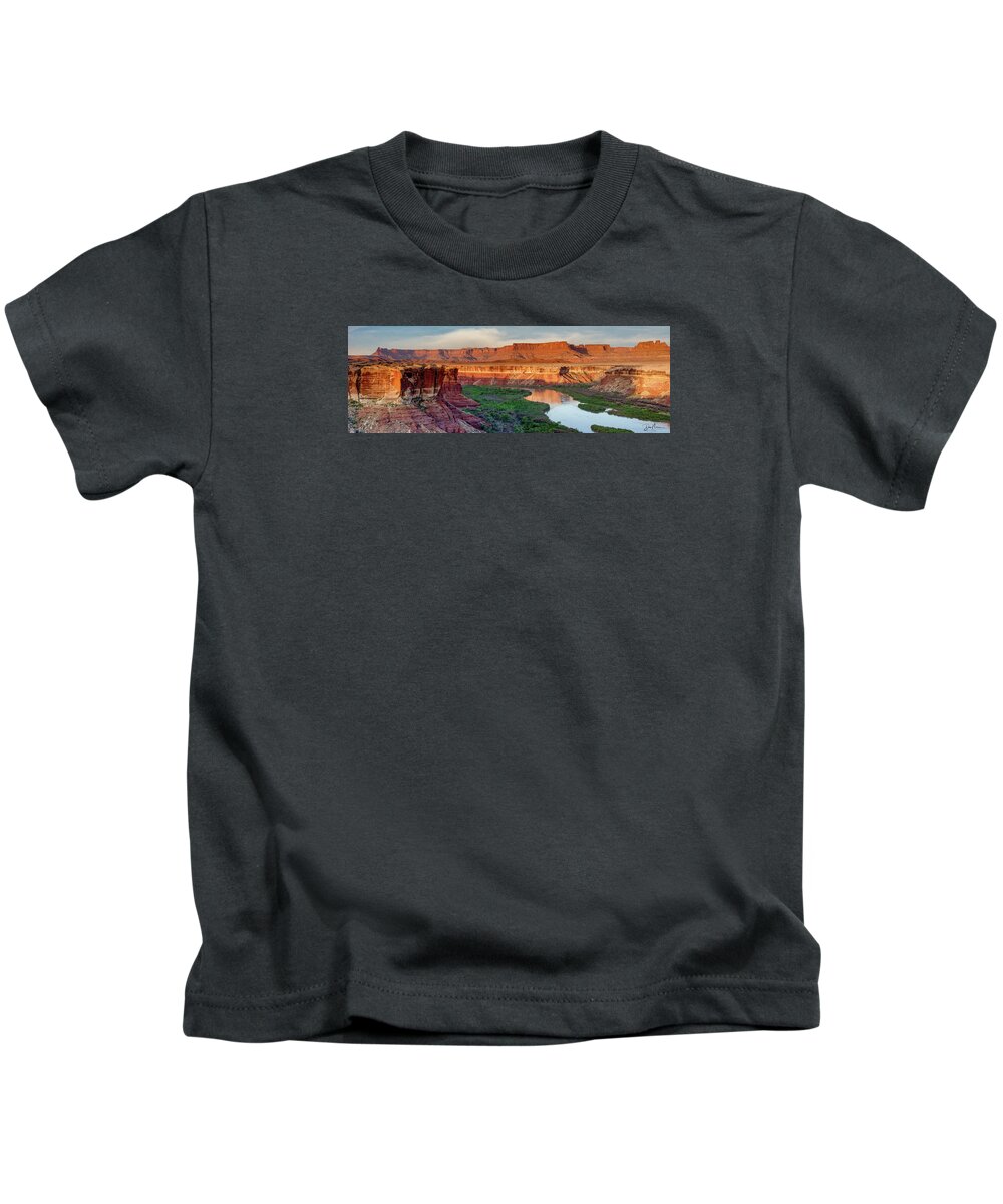 Greenriver Desert Canyonlands River Panorama Reflection Colorado Plateau Kids T-Shirt featuring the photograph Green River from White Rim Trail by Dan Norris