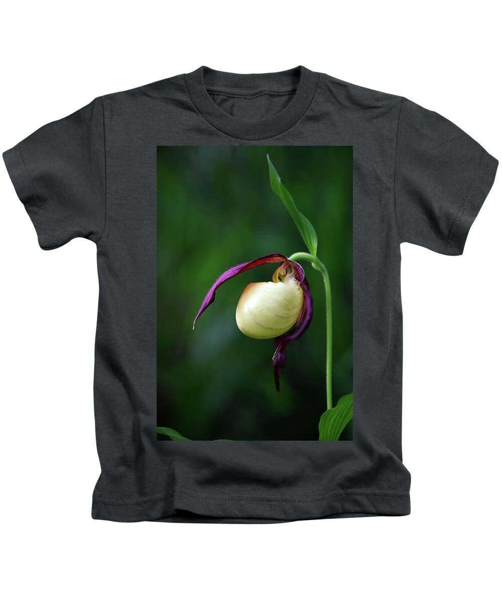  Kids T-Shirt featuring the photograph Kentucky Lady Slipper by William Rainey