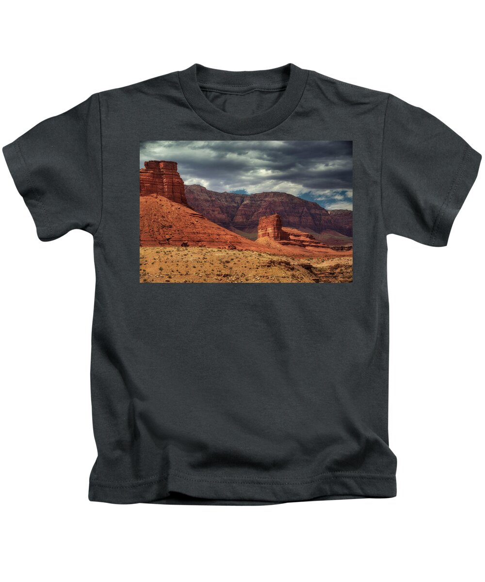 Headwaters Grand Canyon Lee's Ferry River Arizona Colorful Rock Cliffs Fstop101 Kids T-Shirt featuring the photograph Lee's Ferry Arizona by Geno Lee